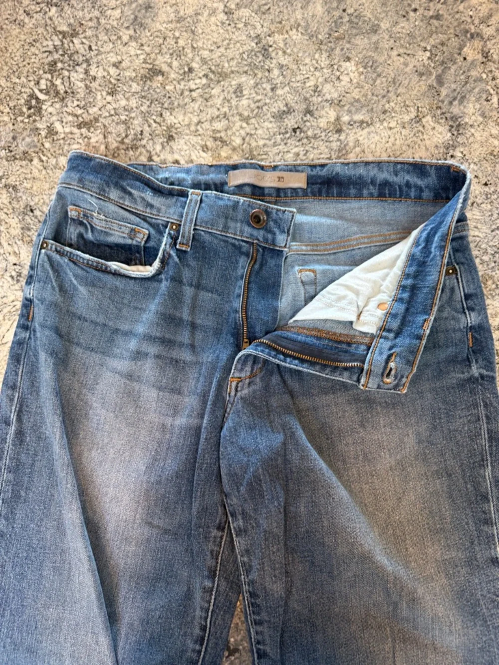 Joe's Jeans Straight Men's Jeans in Dark Blue Denim - Picture 2 of 6